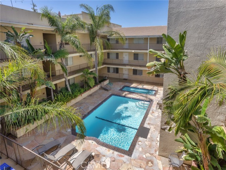 3 Bed Home for Sale in Studio City, California