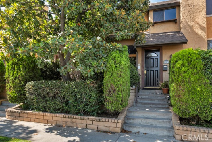 3 Bed Home for Sale in Sherman Oaks, California