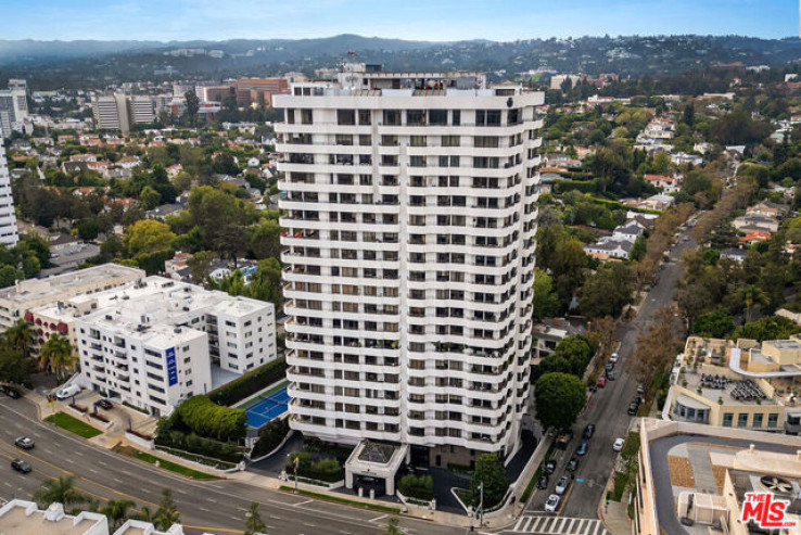 2 Bed Home for Sale in Los Angeles, California