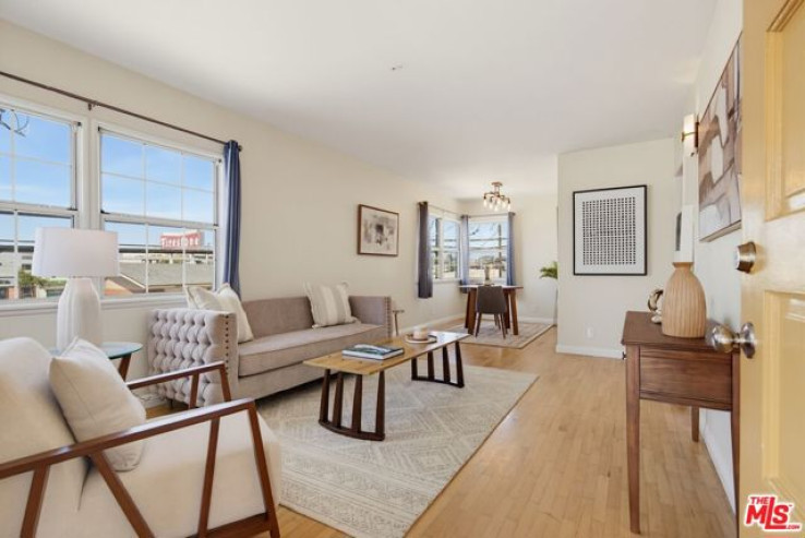 1 Bed Home for Sale in Santa Monica, California