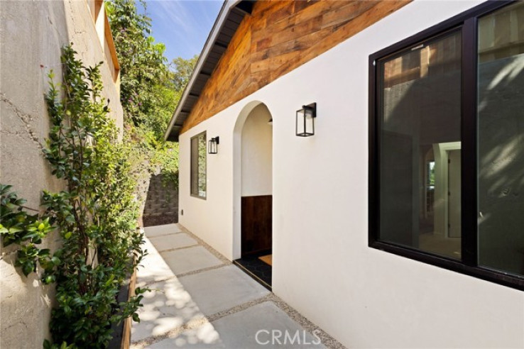 4 Bed Home for Sale in Los Angeles, California