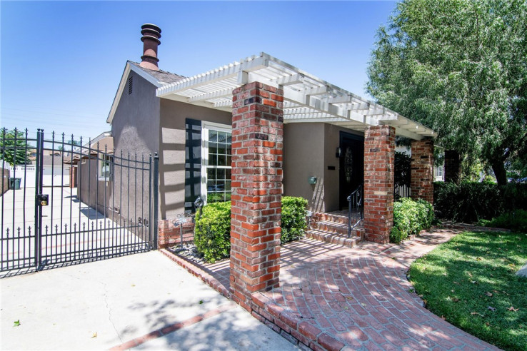 Residential Home in Burbank