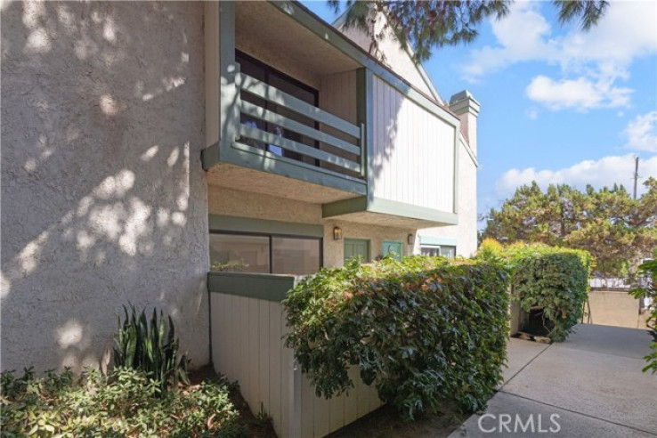 2 Bed Home for Sale in Van Nuys, California