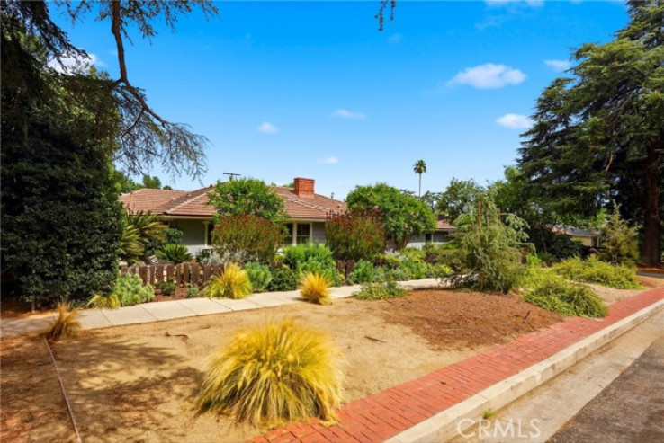 5 Bed Home for Sale in Granada Hills, California