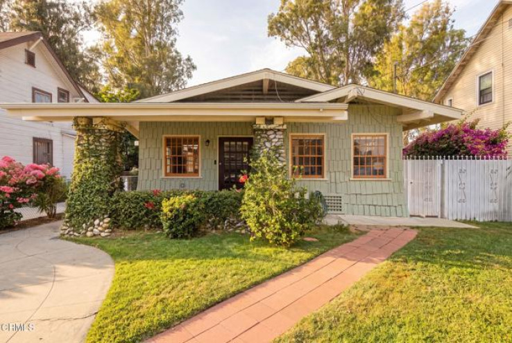 2 Bed Home for Sale in Los Angeles, California
