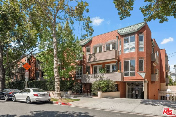 2 Bed Home for Sale in Beverly Hills, California