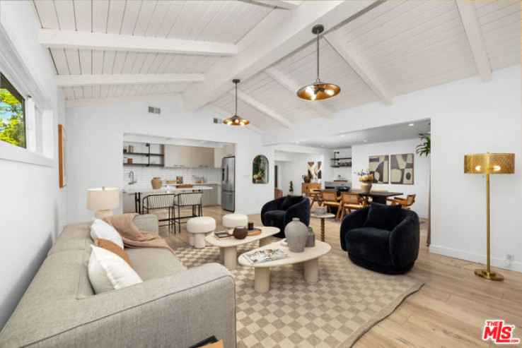 3 Bed Home for Sale in Encino, California