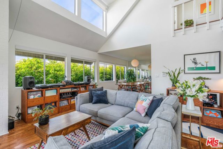 2 Bed Home for Sale in Marina del Rey, California