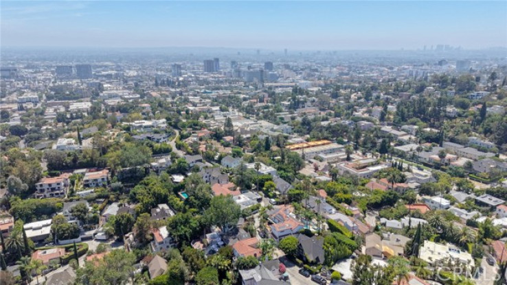 3 Bed Home for Sale in Los Angeles, California