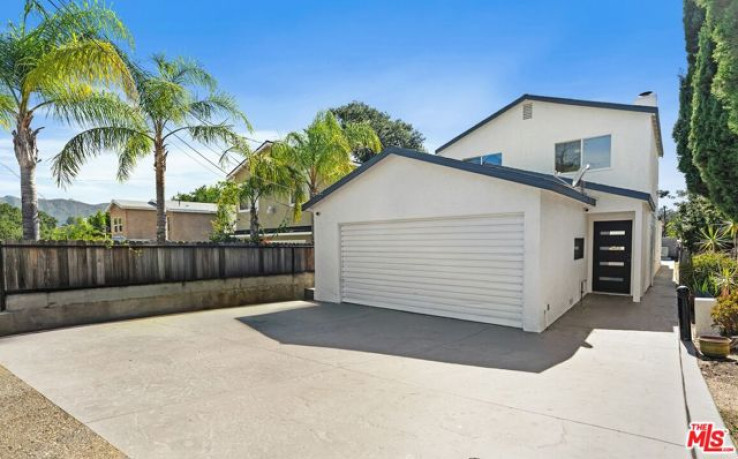 5 Bed Home for Sale in Los Angeles, California