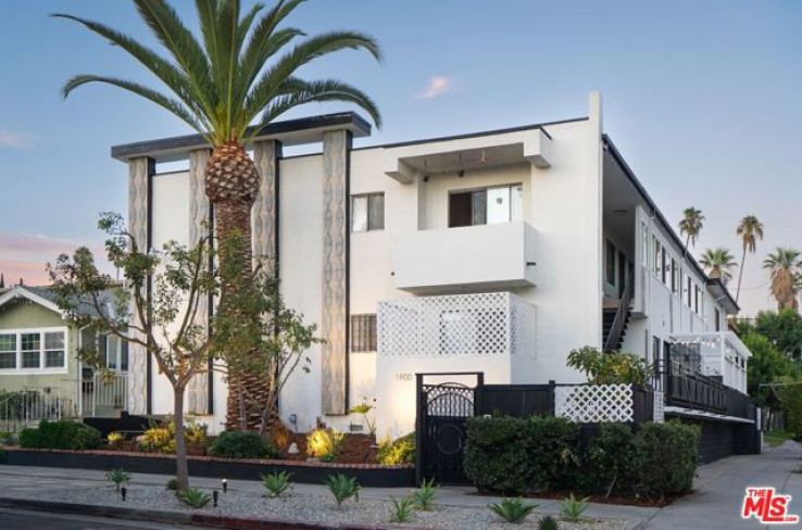  Income Home for Sale in Los Angeles, California