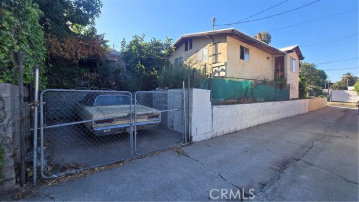  Income Home for Sale in Los Angeles, California