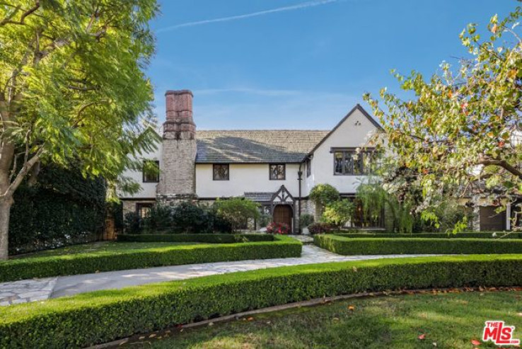 5 Bed Home for Sale in Beverly Hills, California