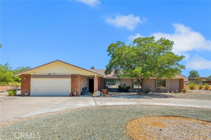 Residential Home in Apple Valley