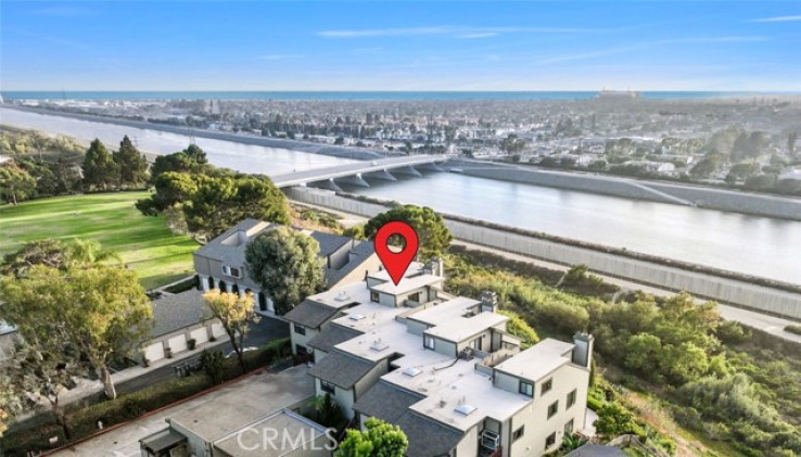Residential Home in Southwest Costa Mesa