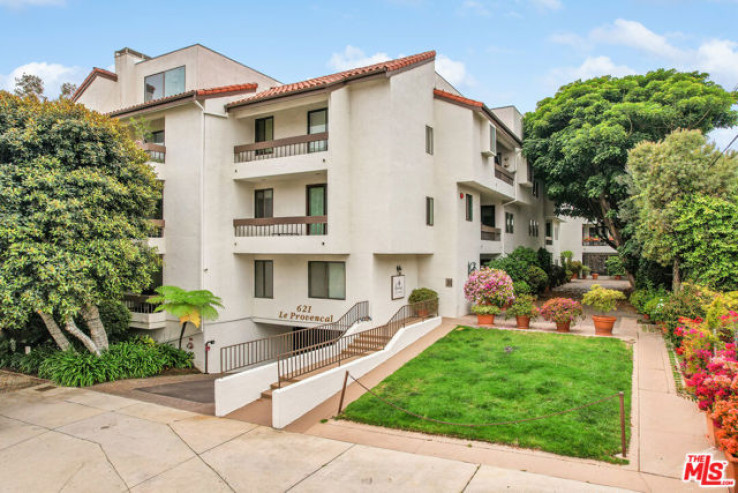 2 Bed Home for Sale in Los Angeles, California