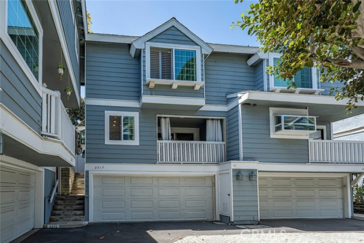 2 Bed Home for Sale in Costa Mesa, California