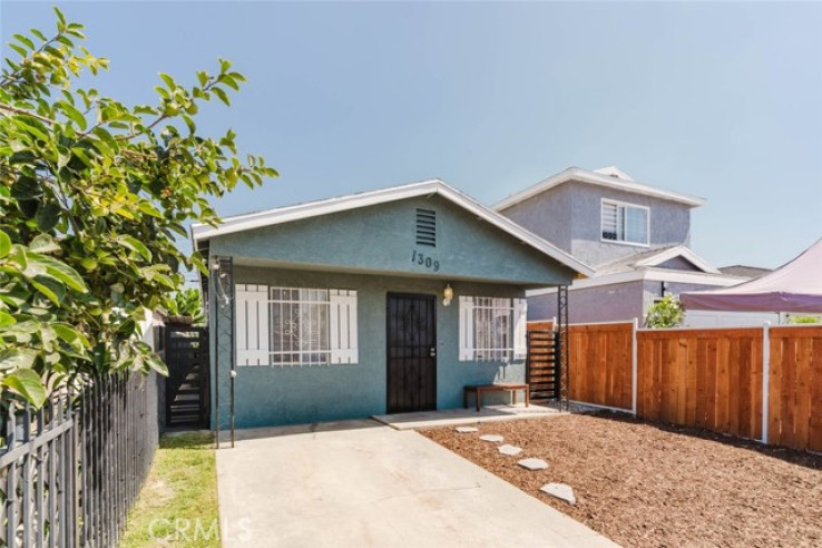 3 Bed Home for Sale in Compton, California