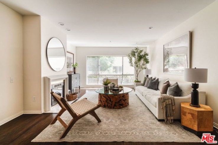 2 Bed Home for Sale in Los Angeles, California