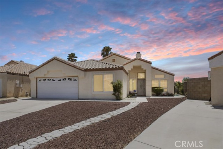 5 Bed Home for Sale in Rosamond, California