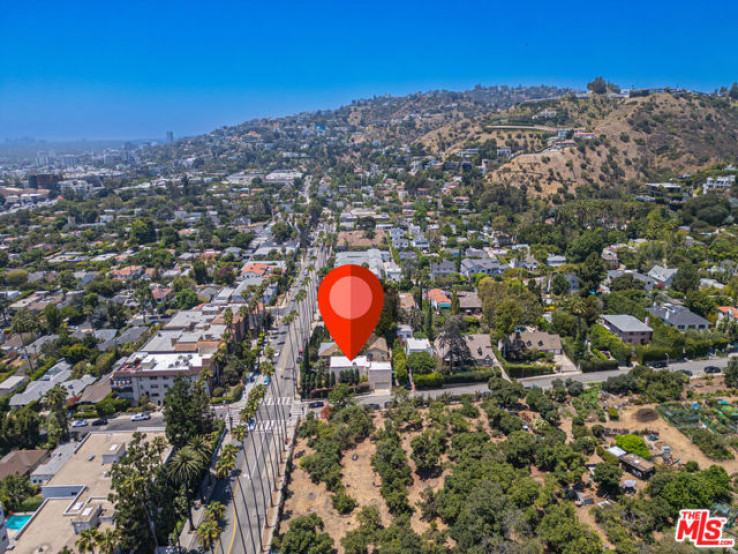 4 Bed Home for Sale in Los Angeles, California