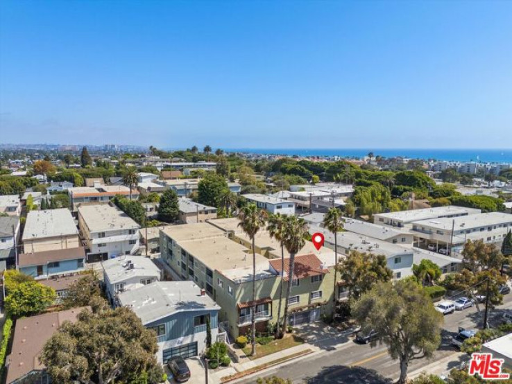 1 Bed Home for Sale in Santa Monica, California