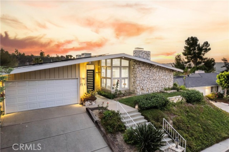 4 Bed Home for Sale in Encino, California