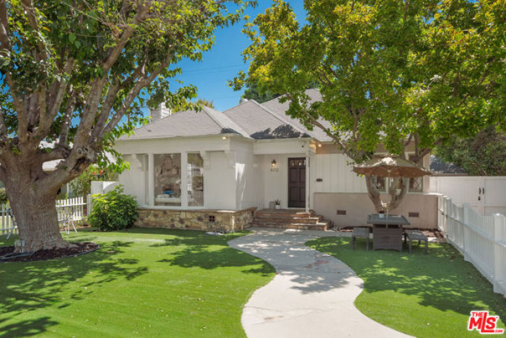 Residential Home in Sherman Oaks