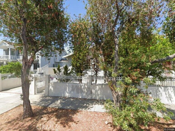  Income Home for Sale in Los Angeles, California