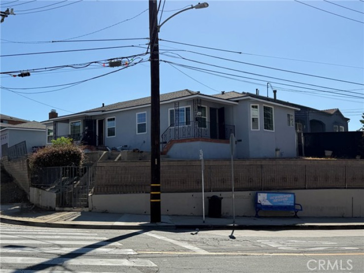 3 Bed Home for Sale in Los Angeles, California
