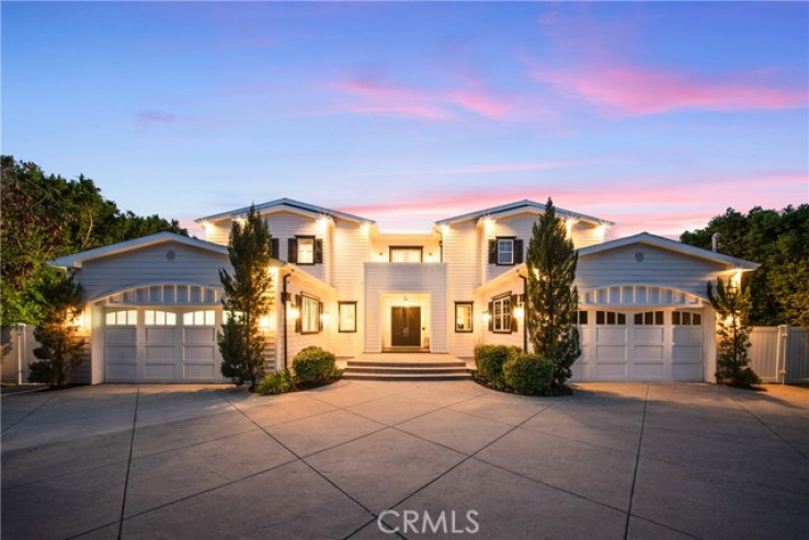 7 Bed Home for Sale in Encino, California