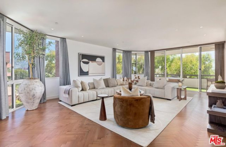 2 Bed Home for Sale in Beverly Hills, California