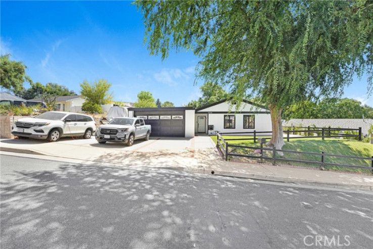 3 Bed Home for Sale in Canyon Country, California