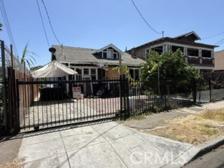 5 Bed Home for Sale in Los Angeles, California