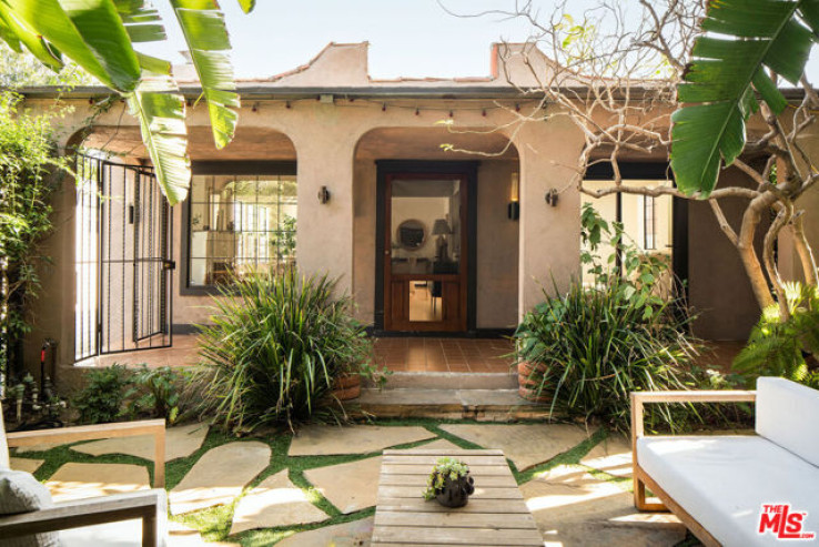 5 Bed Home for Sale in Los Angeles, California