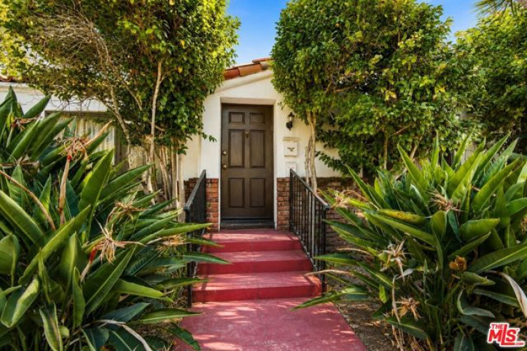 4 Bed Home for Sale in Beverly Hills, California