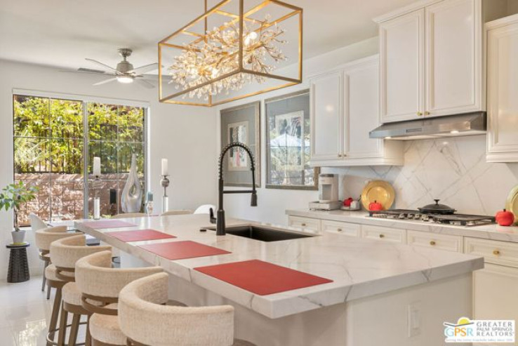 Residential Home in North Palm Desert