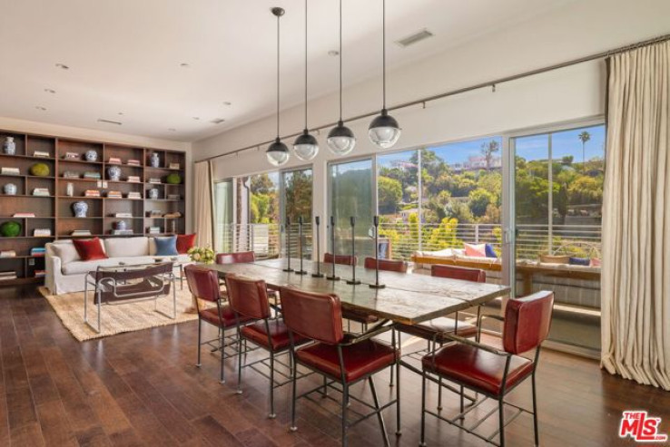 3 Bed Home for Sale in Los Angeles, California