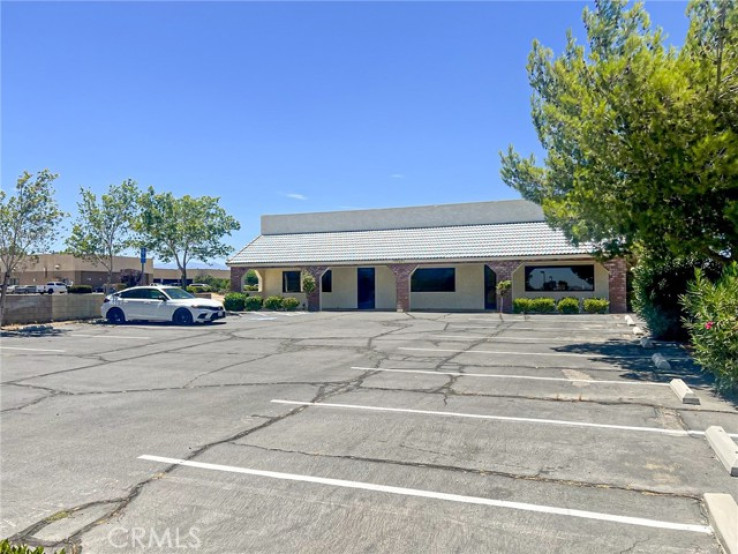 Commercial Sale in Victorville