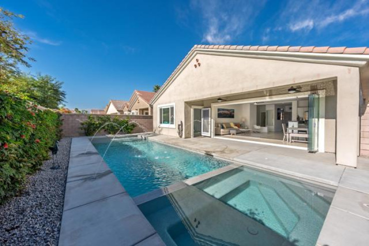 2 Bed Home for Sale in Palm Desert, California