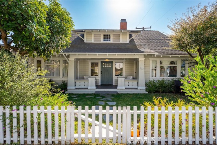 5 Bed Home for Sale in Ventura, California
