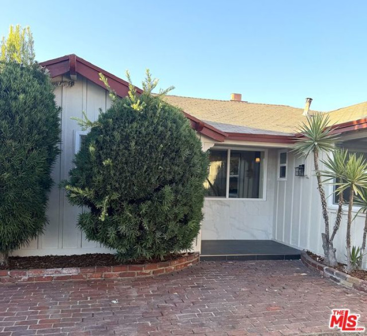 2 Bed Home for Sale in Los Angeles, California