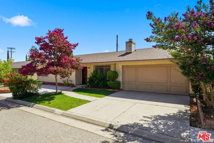 3 Bed Home for Sale in Los Angeles, California