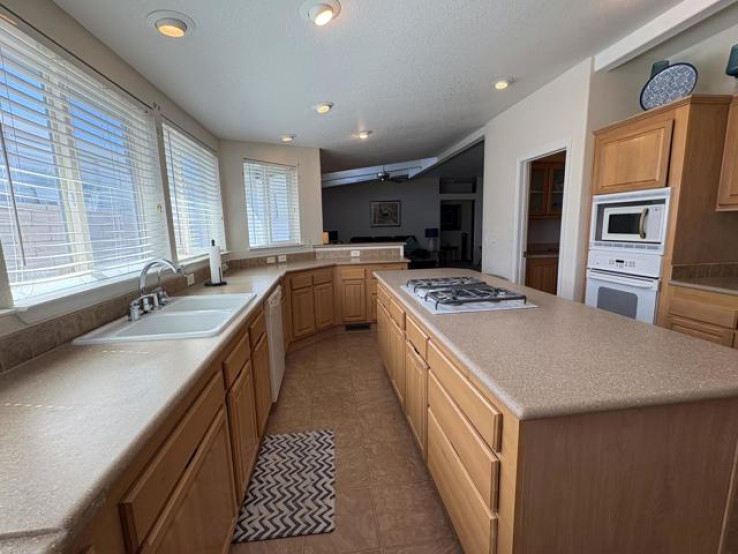 3 Bed Home for Sale in Palm Desert, California