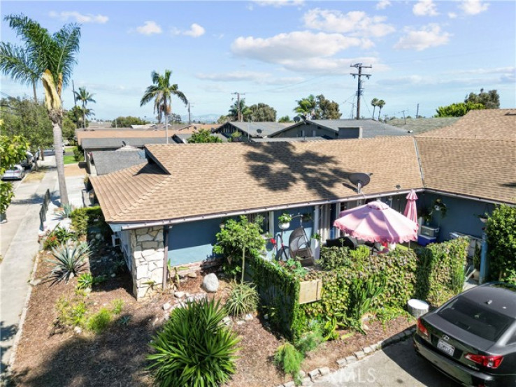  Income Home for Sale in Costa Mesa, California