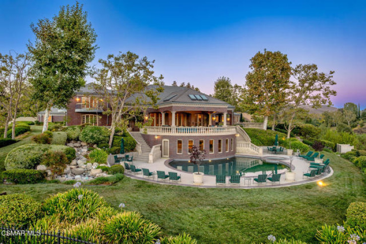 Residential Home in Westlake Village