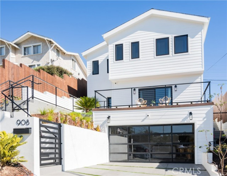 3 Bed Home for Sale in Los Angeles, California