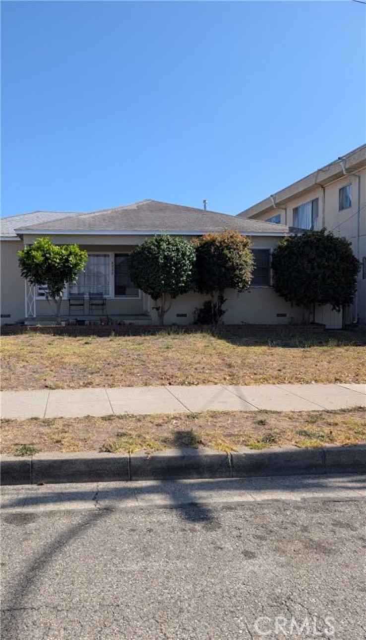 3 Bed Home for Sale in Hawthorne, California
