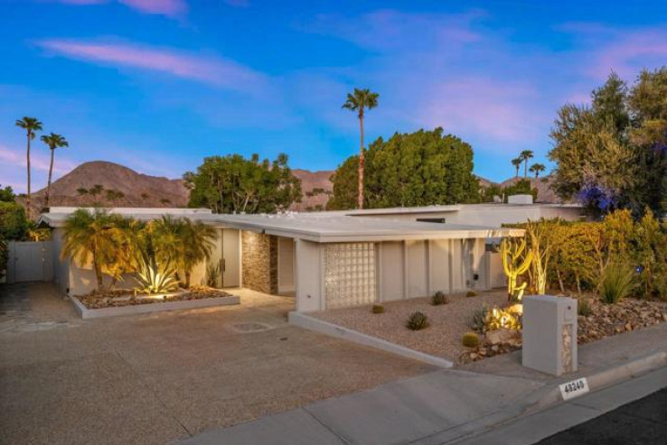 Residential Home in South Palm Desert