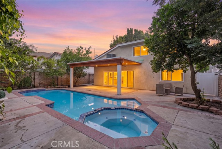 Residential Home in Valley Glen